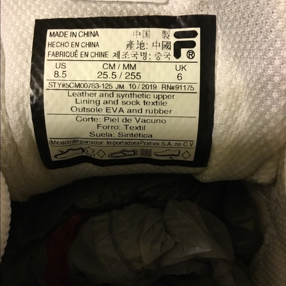 Women’s White Fila Sneakers Size 8.5 - Picture 5 of 6